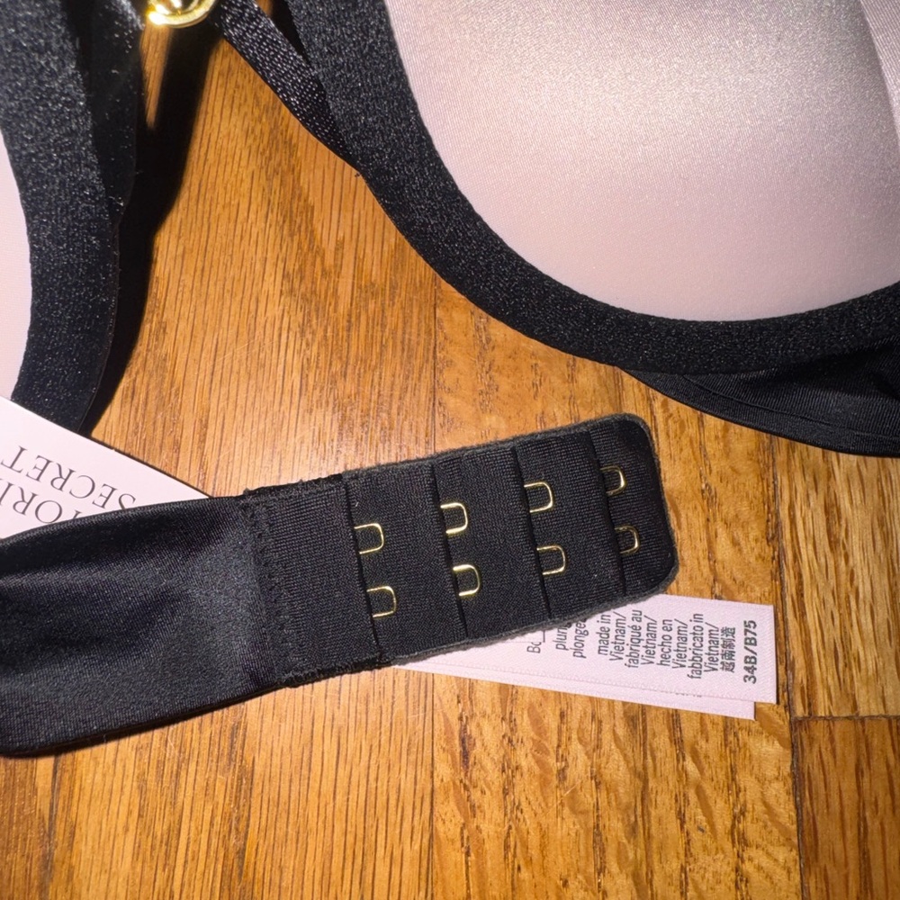 Bra - Picture 2 of 4